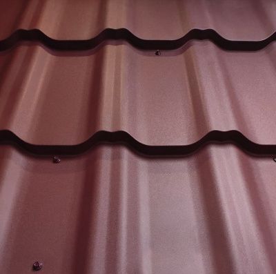 Металлочерепица Grand Line Kvinta Plus Satin Красное вино RAL 3005